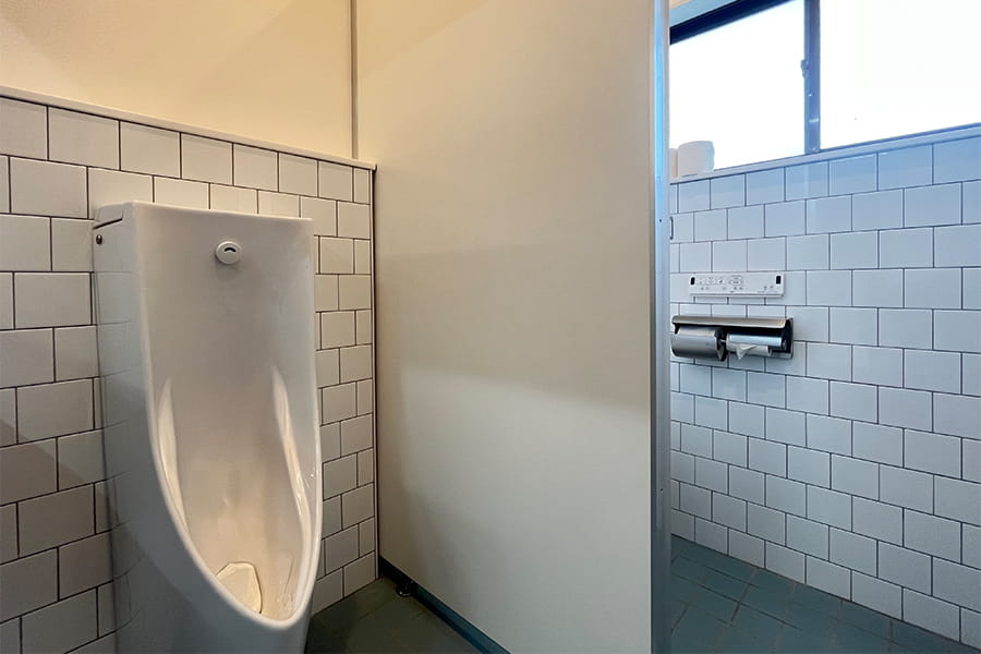 100畳のホール施設